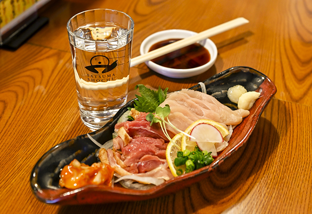 鶏刺し-郷土料理