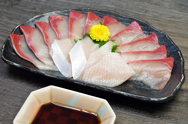 ブリの刺身